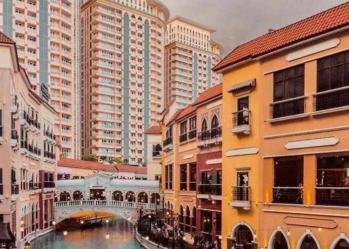 Morgan Bgc Shortwalk2 Venice Mall Free Pool Gym *