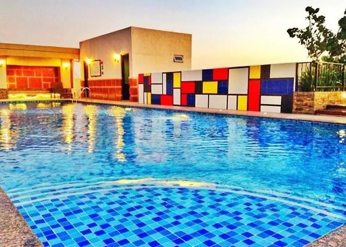 Morgan Bgc Shortwalk2 Venice Mall Free Pool Gym Apartment