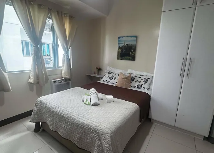 Morgan Bgc Shortwalk2 Venice Mall Free Pool Gym * Manila